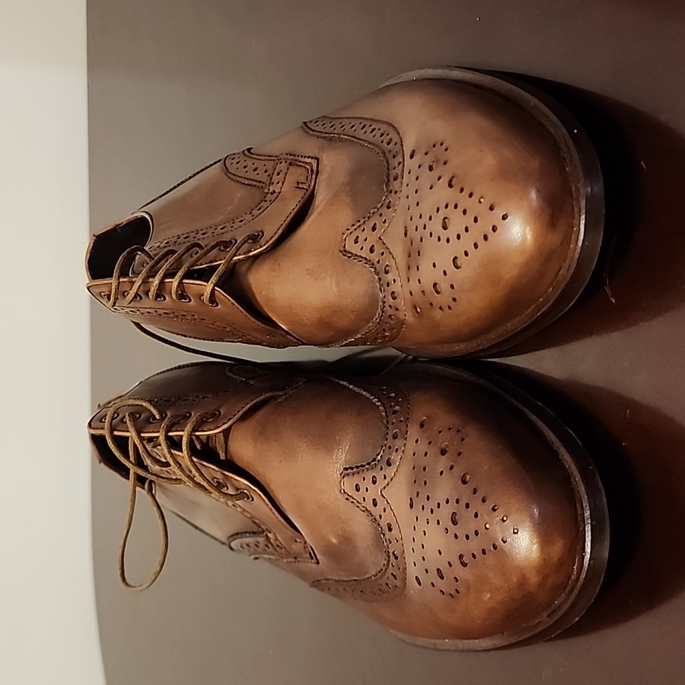 Hugo Boss shoes - Picture 2 of 7